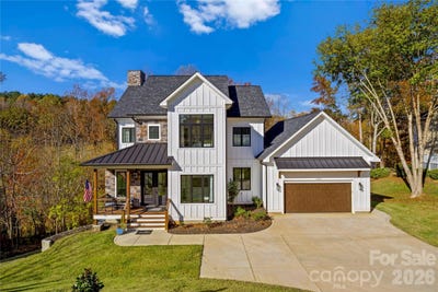/international/us/1543-withers-drive-denver-nc-110105632459/