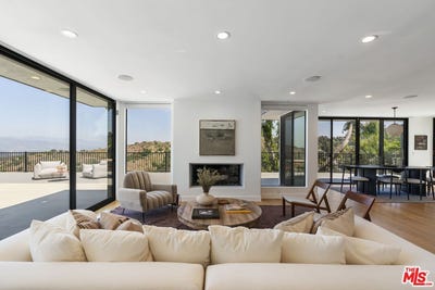 /international/us/3632-beverly-ridge-dr-sherman-oaks-ca-110107656665/