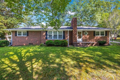 /international/us/104-lakeview-drive-york-sc-110101313029/?lang=en