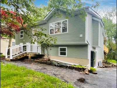 /international/us/114-brewster-way-east-stroudsburg-pa-110100678275/
