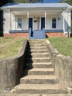 /international/us/306-davis-street-greeneville-tn-110120416065/