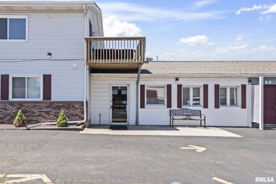 /international/us/2945-e-sangamon-avenue-springfield-il-110108062621/