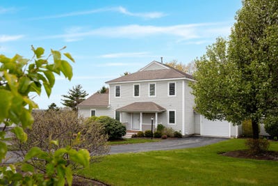 /international/us/2-beach-plum-lane-u-e-bourne-ma-110108226752/