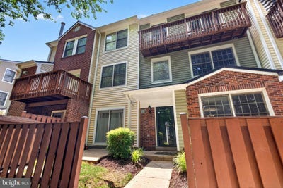 /international/us/12585-kempston-lane-woodbridge-va-110119292722/