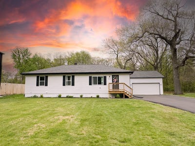 /international/us/1427-austin-avenue-schererville-in-110107989893/