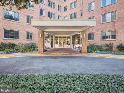 /international/us/3000-spout-run-pkwy-arlington-va-110106276992/
