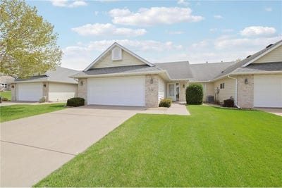 /international/us/112-linden-road-prescott-wi-110107869938/