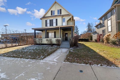 /international/us/704-lincolnway-valparaiso-in-110098574239/