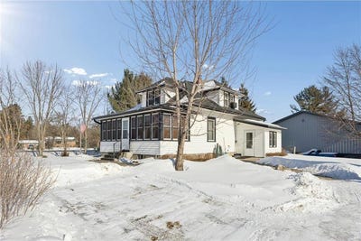 /international/us/4810-lexington-avenue-ne-ham-lake-mn-110105323741/