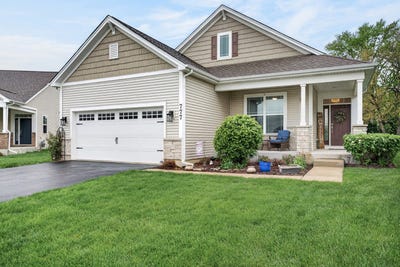 /international/us/777-w-fairway-drive-addison-il-110107633676/