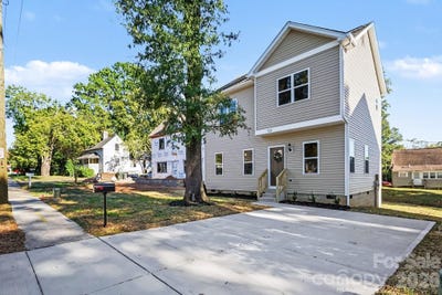 /international/us/121-buffalo-avenue-nw-concord-nc-110120688353/