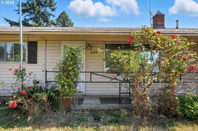 /international/us/220-ne-190th-ave-portland-or-110100986403/