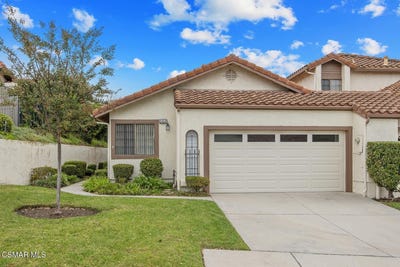 /international/us/682-llanerch-lane-simi-valley-ca-110120759946/
