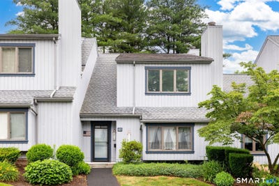 /international/us/1469-farmington-avenue-bristol-ct-110109057939/