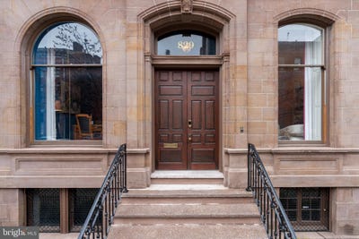 /international/us/829-park-avenue-baltimore-md-110098779468/