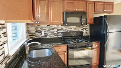 /international/us/28-30-sampson-street-bridgeport-ct-110105045555/
