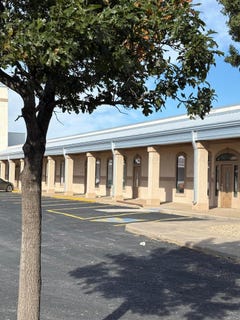 /international/us/212-w-1st-st-dumas-tx-110103066479/