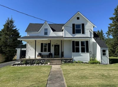 /international/us/321-e-main-st-pickford-mi-110104484107/