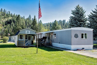 /international/us/1704-yellowstone-ave-osburn-id-110099409219/