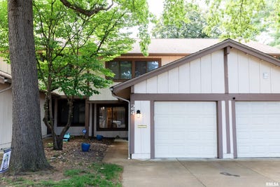 /international/us/24-redwood-lane-springfield-il-110108334926/