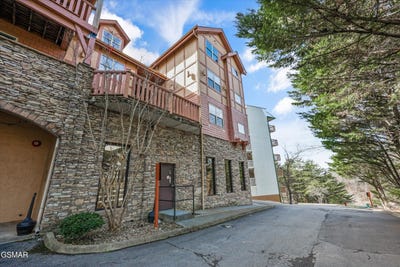 /international/us/830-golf-view-boulevard-pigeon-forge-tn-110105754562/