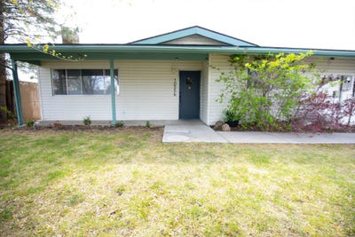 /international/us/10556-wright-avenue-klamath-falls-or-110107614593/