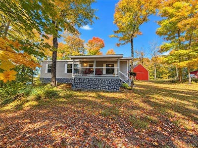 /international/us/8750-n-shore-road-harrisville-ny-110120451318/