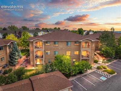 /international/us/1550-little-bear-creek-point-colorado-springs-co-110109499895/