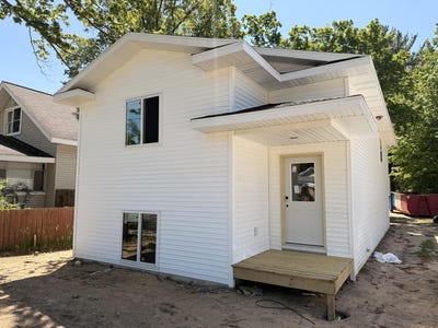 /international/us/723-amity-avenue-muskegon-mi-110108381784/
