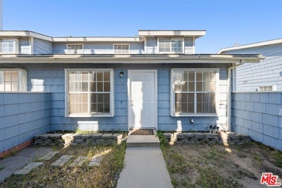 /international/us/5033-w-avenue-l10-lancaster-ca-110106770891/