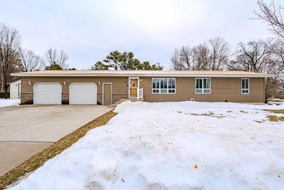 /international/us/606-15th-street-mosinee-wi-110106813250/