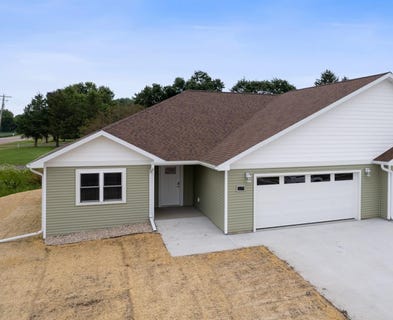 /international/us/714-roosevelt-street-baraboo-wi-110095176961/
