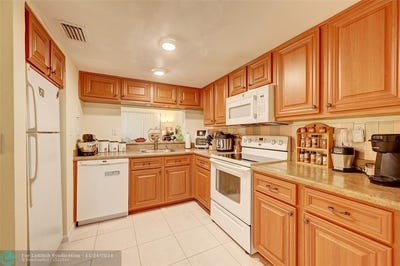 /international/us/834-nw-91st-ter-plantation-fl-110094990651/
