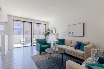 /international/us/16456-germain-huntington-beach-ca-110110379358/