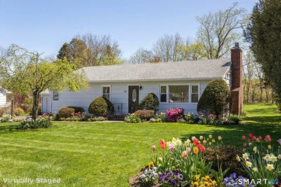 /international/us/26-kelly-road-hamden-ct-110108345946/