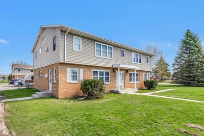 /international/us/1800-jackson-street-new-holstein-wi-110107691630/