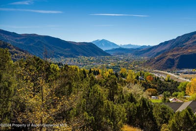 /international/us/tbd-highlands-drive-glenwood-springs-co-110100755226/