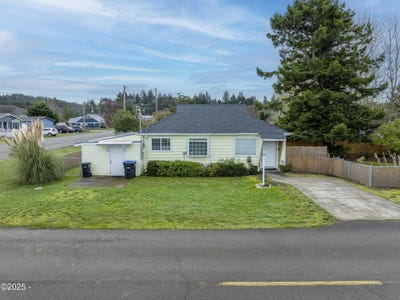 /international/us/285-ne-grant-street-waldport-or-110104218165/