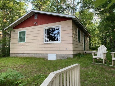 /international/us/14255-w-court-oreilles-lake-drive-hayward-wi-110101010416/