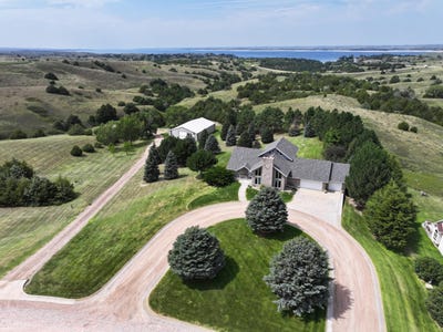 /international/us/5-lago-villa-ogallala-ne-110103433383/