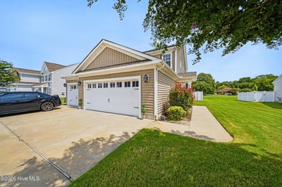/international/us/202-spinnaker-street-elizabeth-city-nc-110120661704/