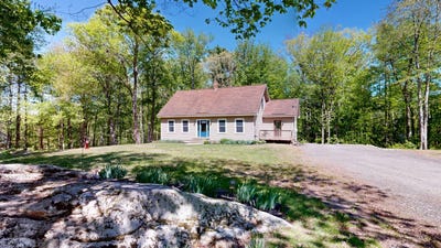 /international/us/671-meadow-road-topsham-me-110108303698/