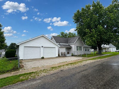 /international/us/201-mc-kinley-street-georgetown-il-110119579612/