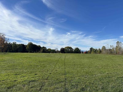 /international/us/86-dakin-road-ferrisburgh-vt-110103002424/