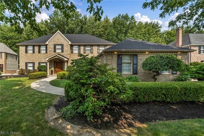 /international/us/3373-arbor-way-westlake-oh-110110095049/