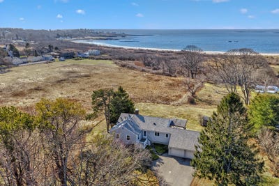 /international/us/32-bowery-beach-road-cape-elizabeth-me-110107401681/