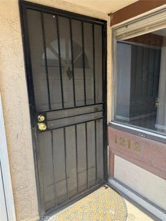 /international/us/212-s-kraemer-boulevard-placentia-ca-110101368875/?lang=en