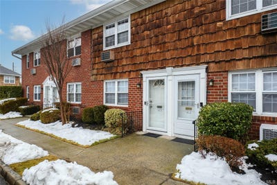 /international/us/1-anchorage-lane-oyster-bay-ny-110108493169/
