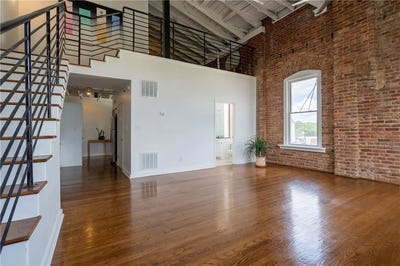 /international/us/1596-cleveland-avenue-east-point-ga-110100321070/