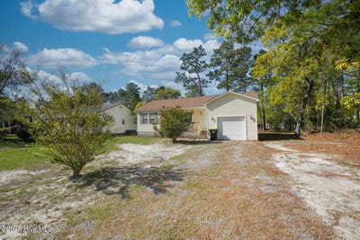 /international/us/255-cedar-road-boiling-spring-lakes-nc-110095551720/?lang=zh-cn
